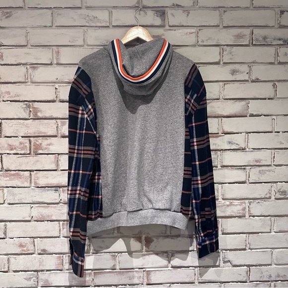 Chicago Bears Upcycled hooded sweatshirt flannel size medium - Picture 6 of 6